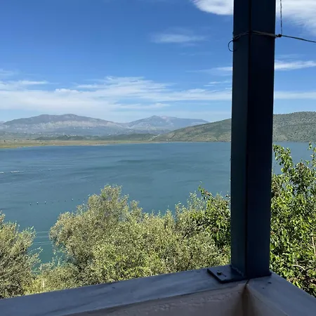 View Pasqyra Ksamil Gasthuis